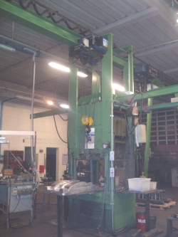 press hydraulic pressa idraulica per chiusura stampi 022prsi