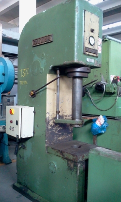 press hydraulic galdabini 30 ton 065prsi